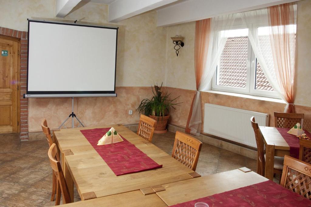 Hotel Bila Ruze Piosek Zewnętrze zdjęcie